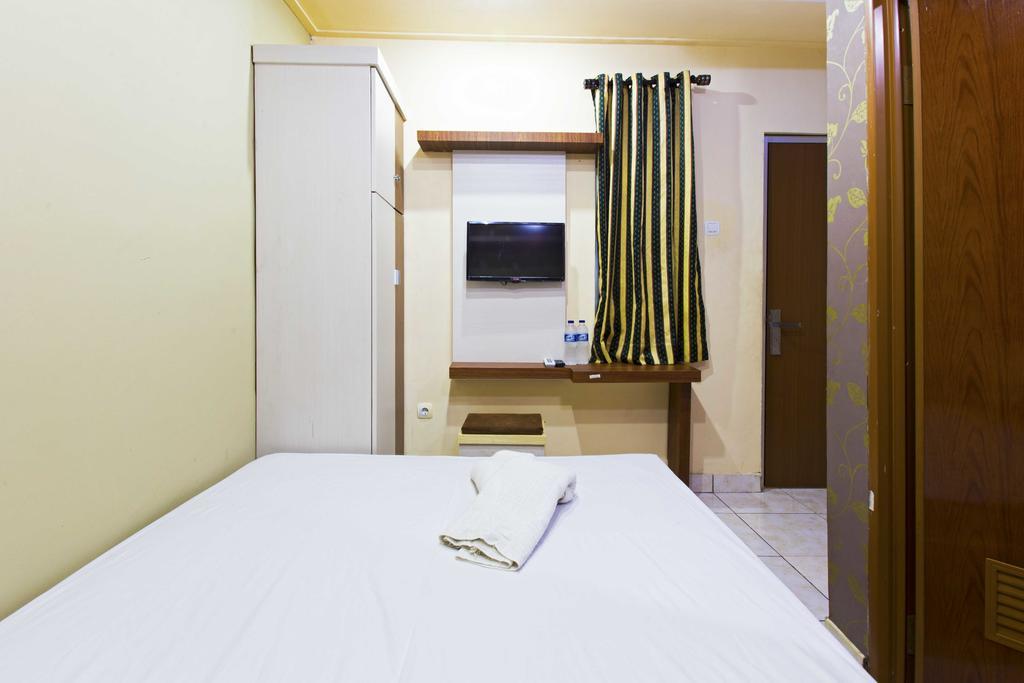 Reddoorz @ Tebet Asem Baris Hotell Jakarta Exteriör bild