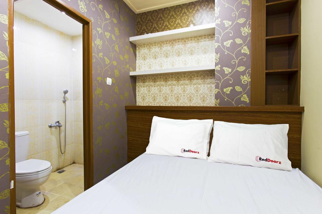 Reddoorz @ Tebet Asem Baris Hotell Jakarta Exteriör bild